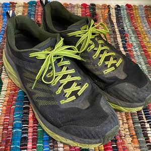 Hoka One One Chalkenger ATR 5